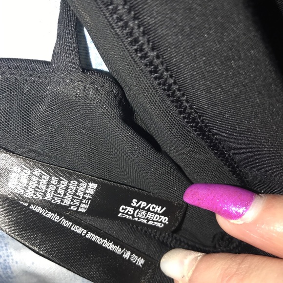 Victoria secret bra 😍 - Picture 3 of 4